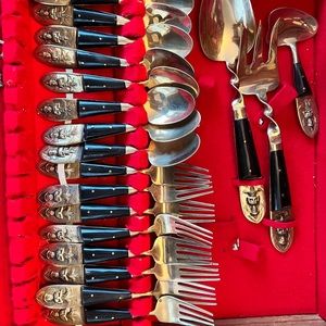 Thailand Flatware set bronze and rosewood, with box